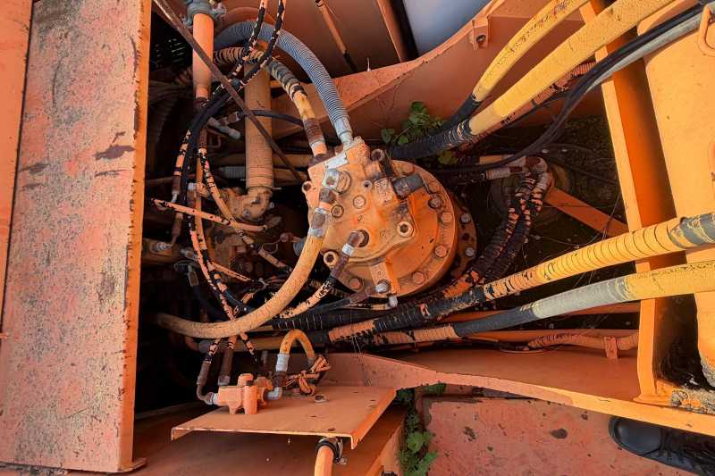 OmecoHub - Immagine FIAT HITACHI FH200-3